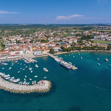 Pet Friendly In With Kitchen 펜션 페로이