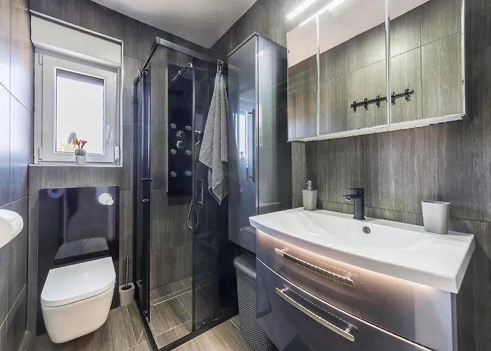 Pet Friendly In With Kitchen * 페로이