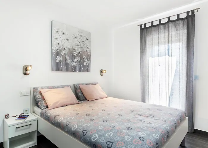 펜션 Pet Friendly In With Kitchen