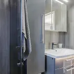 בית נופש Cozy In With House Sea View פרוי