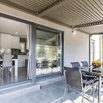 Cozy In With House Sea View בית נופש פרוי