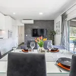 Cozy In With House Sea View * פרוי