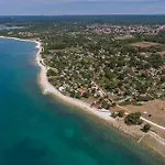Cozy In With House Sea View בית נופש פרוי