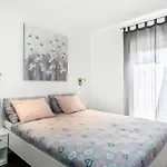 בית נופש Cozy In With House Sea View