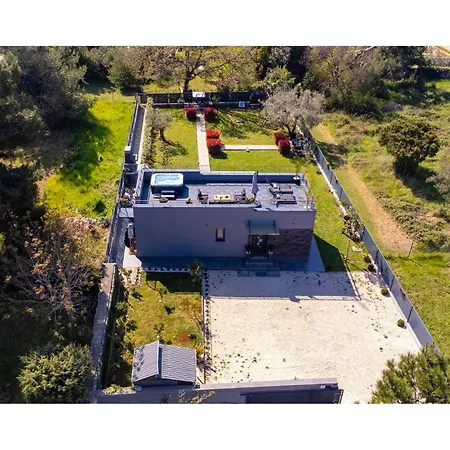 Cozy In With House Sea View בית נופש